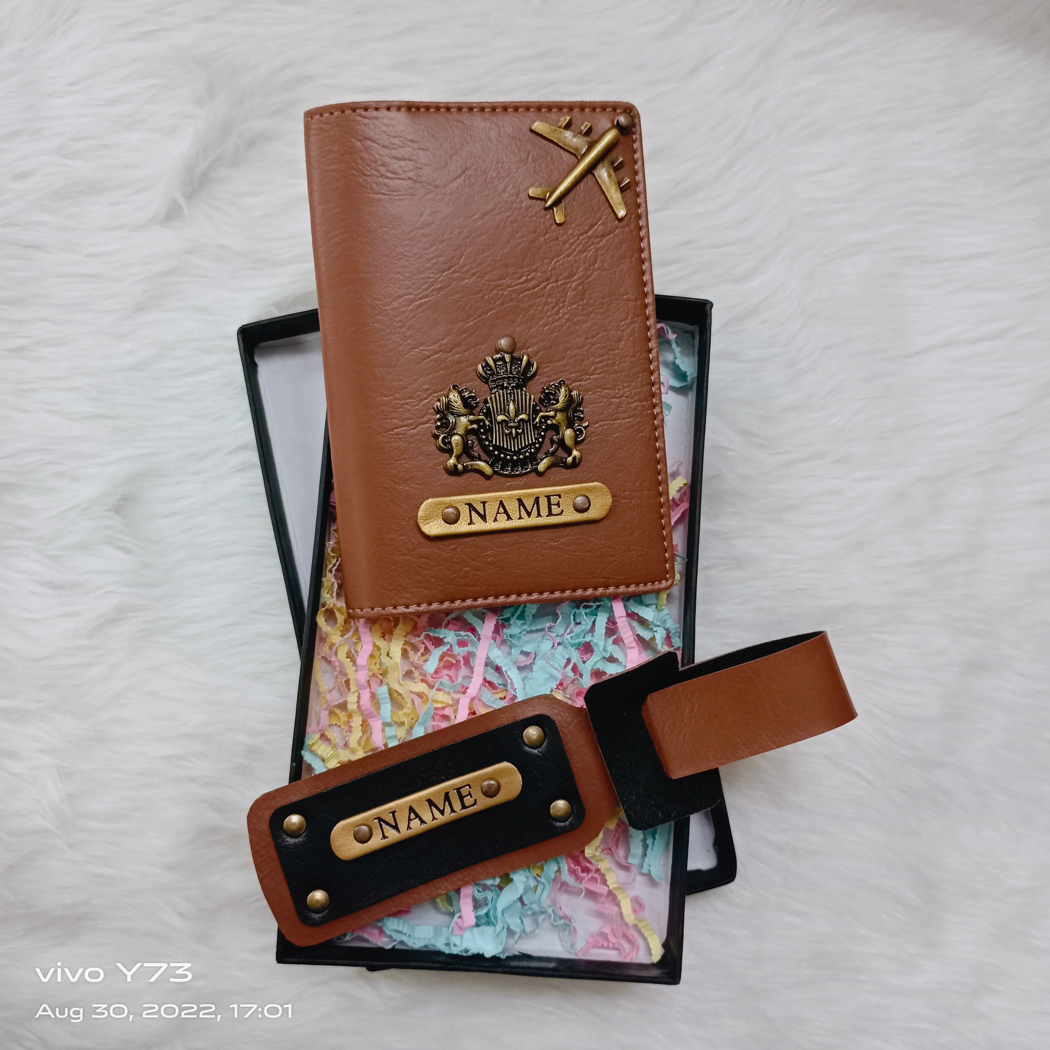 Set of Customised Passport Cover and Luggage Tag - Image 4