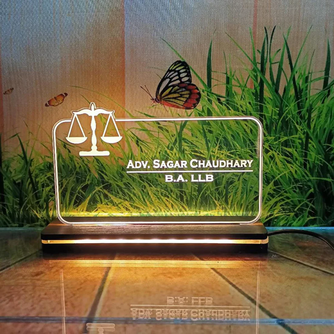 Lawyer  led Stand 1.O - Image 3